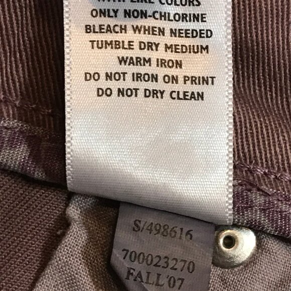 Old Navy Stylish Skinny Jeans with Back Pocket Detail sz 16 NEW - Picture 7 of 7